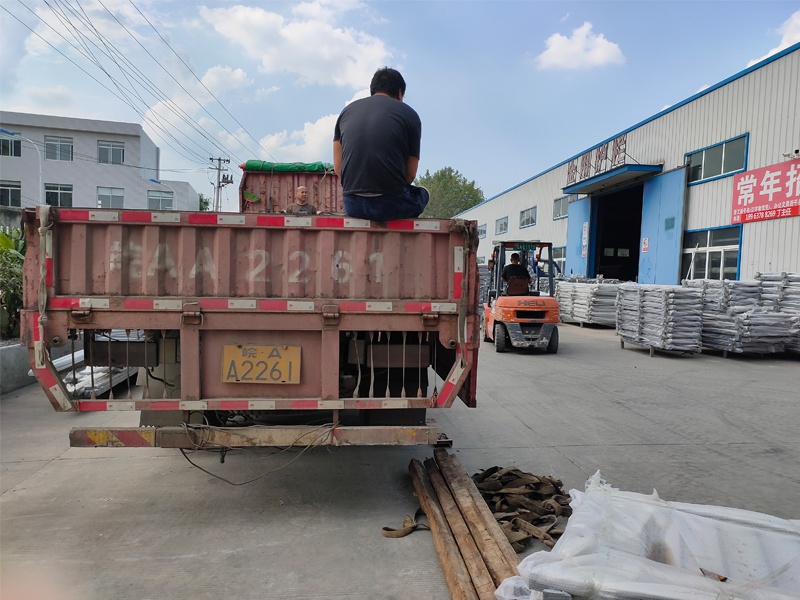 金用護(hù)欄2020年9月14日鋅鋼陽(yáng)臺(tái)護(hù)欄發(fā)貨! 金用護(hù)欄2020年9月14日鋅鋼陽(yáng)臺(tái)護(hù)欄發(fā)貨!