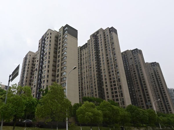 無錫朗詩太湖綠郡花園小區陽臺護欄、樓梯扶手定制 無錫朗詩太湖綠郡花園小區陽臺護欄、樓梯扶手定制