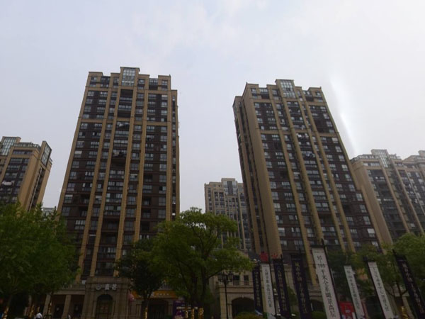 泰州正太周山匯水小區(qū)陽臺(tái)護(hù)欄、樓梯扶手定制