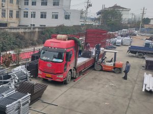 金用護欄2020年12月9日鋅鋼落地窗護欄發貨！