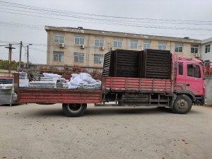 金用護(hù)欄2021年3月30日鋅鋼百葉窗發(fā)貨！