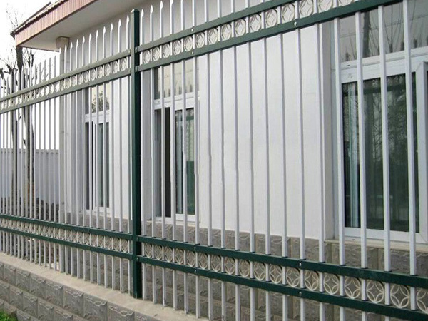 圍墻護(hù)欄多少錢一米？