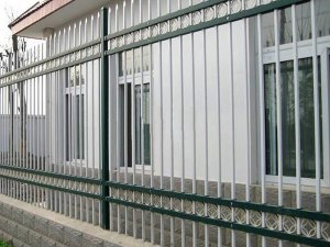 圍墻護欄多少錢一米? 圍墻護欄多少錢一米?