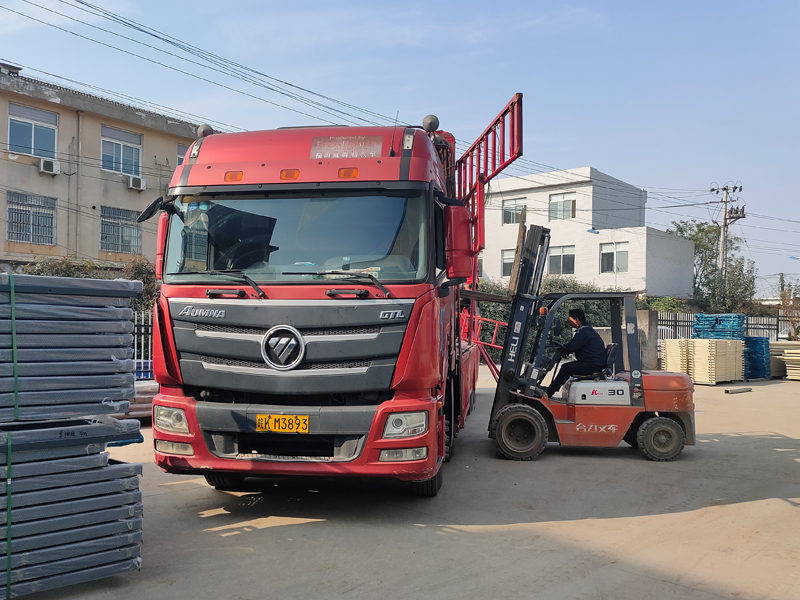 金用護欄2021年11月26日鋅鋼陽臺護欄發貨！