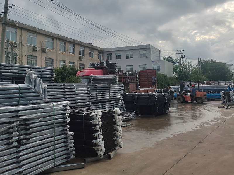 2023年7月19日鋅鋼飄窗護欄裝車發(fā)貨! 2023年7月19日鋅鋼飄窗護欄裝車發(fā)貨!