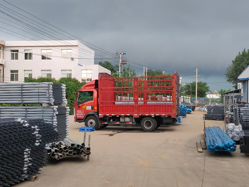 2023年7月22日鋅鋼組裝式護(hù)欄裝車發(fā)貨! 2023年7月22日鋅鋼組裝式護(hù)欄裝車發(fā)貨!