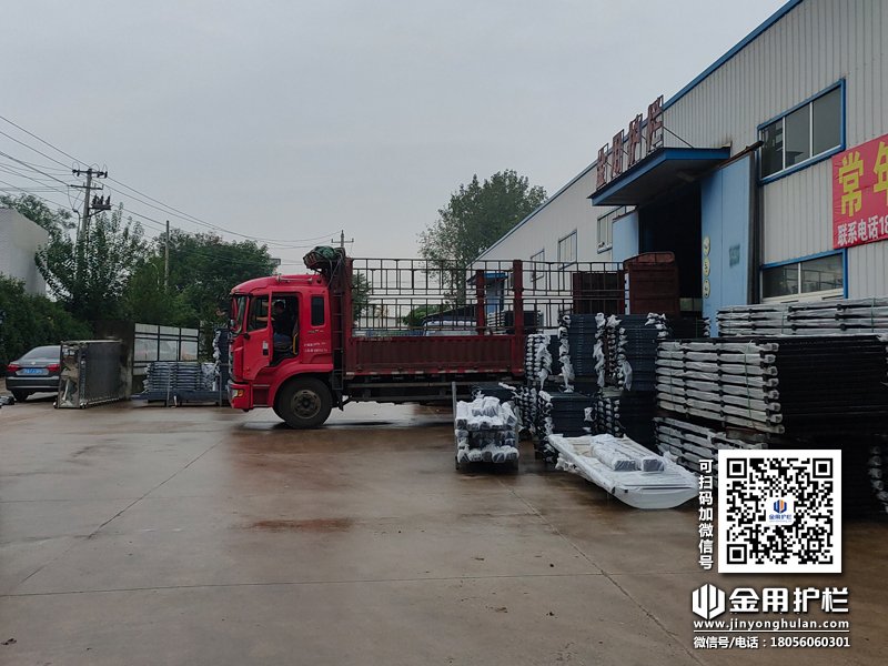 2023年9月22日鋅鋼飄窗護欄裝車發(fā)貨! 2023年9月22日鋅鋼飄窗護欄裝車發(fā)貨!