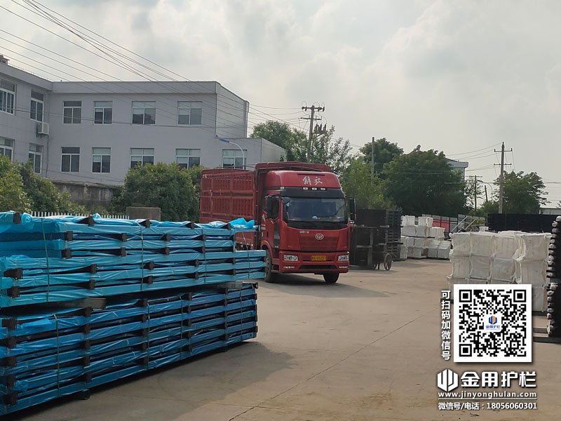 2024年5月27日鋅鋼百葉窗裝車發(fā)貨！