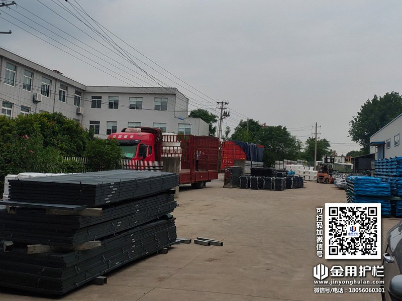 2024年6月5日鋅鋼飄窗欄桿裝車發貨！