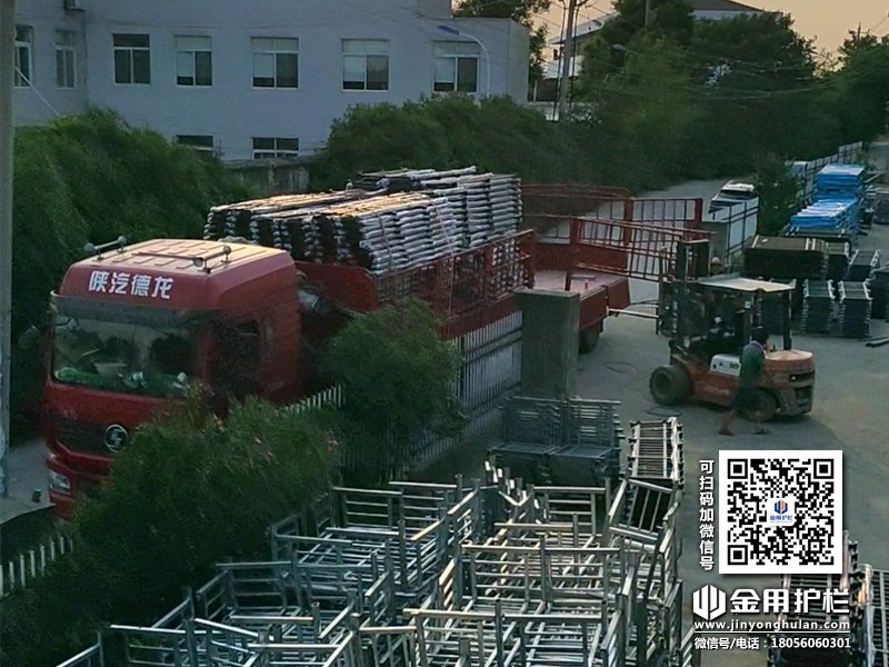 2024年6月17日鋅鋼飄窗欄桿裝車發貨! 2024年6月17日鋅鋼飄窗欄桿裝車發貨!